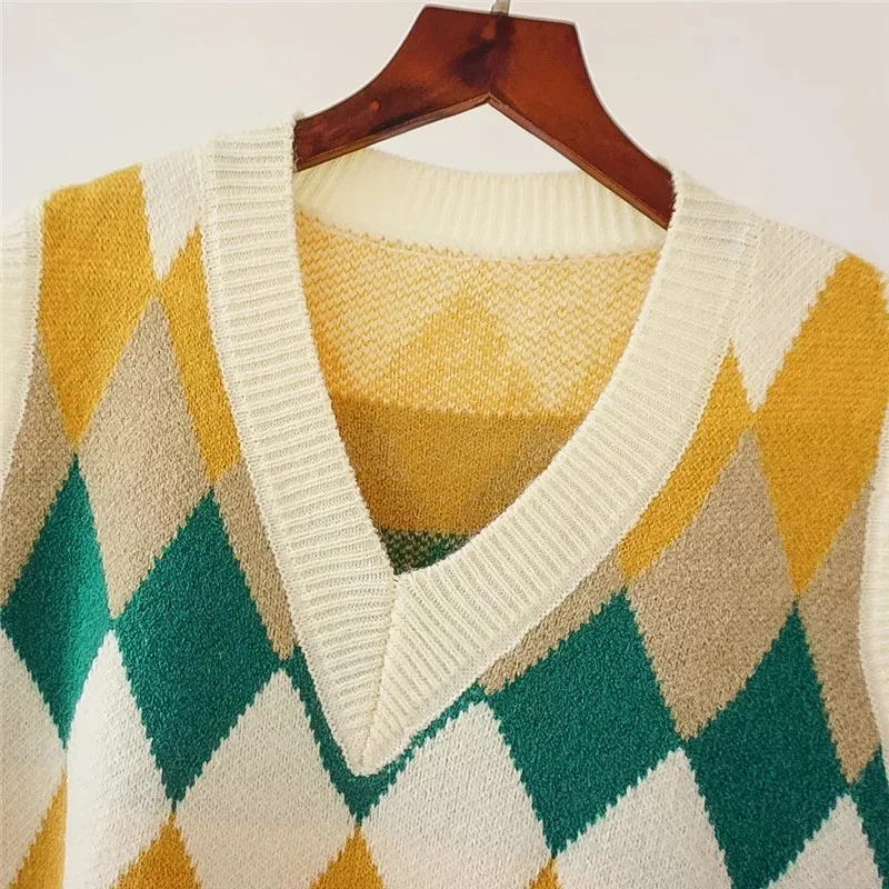 Detail drawing of uniform sweater-2